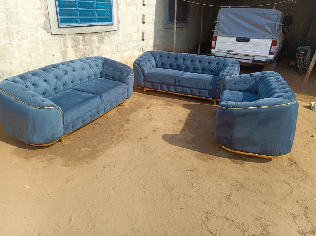 Nettoyage canapé à domicile Cotonou CleanRide